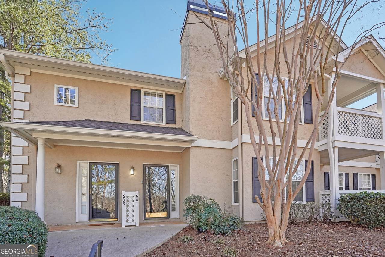 601 Peachtree Forest Avenue - Photo 1