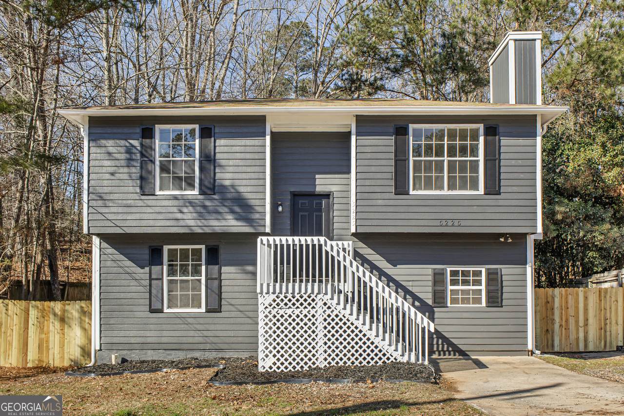 5225 Forest Downs Lane - Photo 1