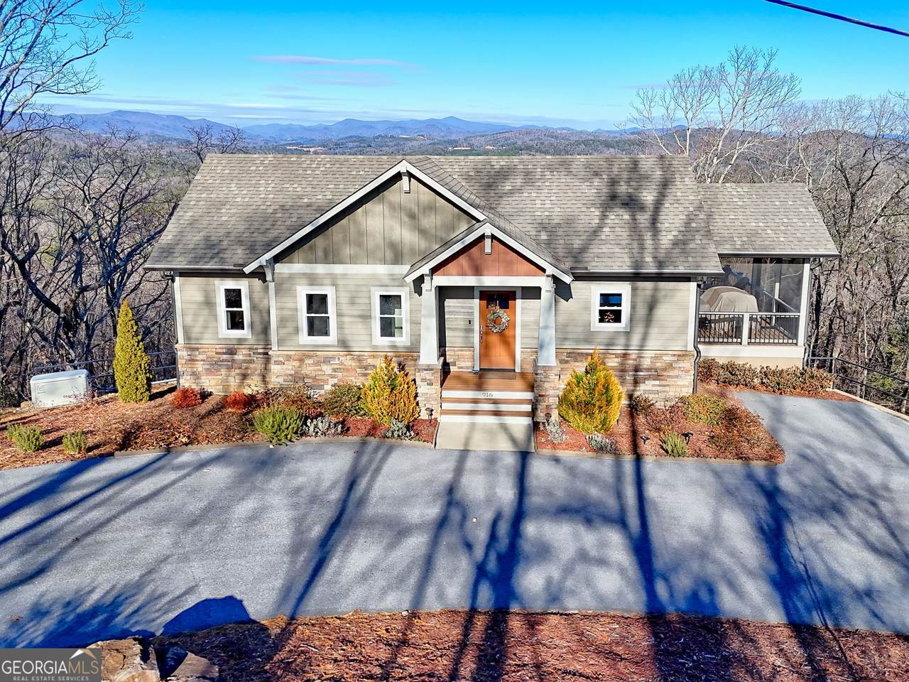 916 Arbor Drive - Photo 1
