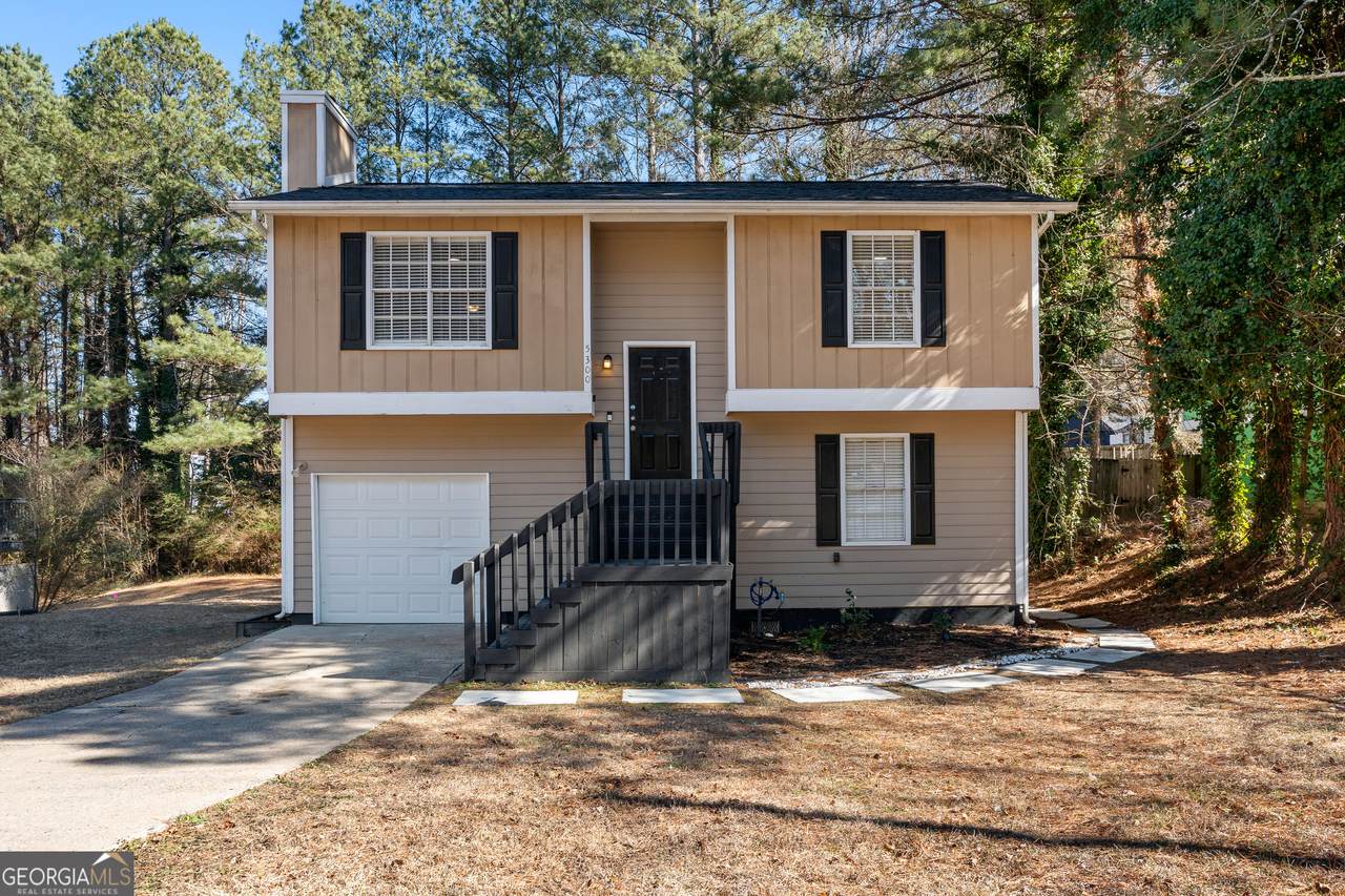 5300 Forest Downs Lane - Photo 1