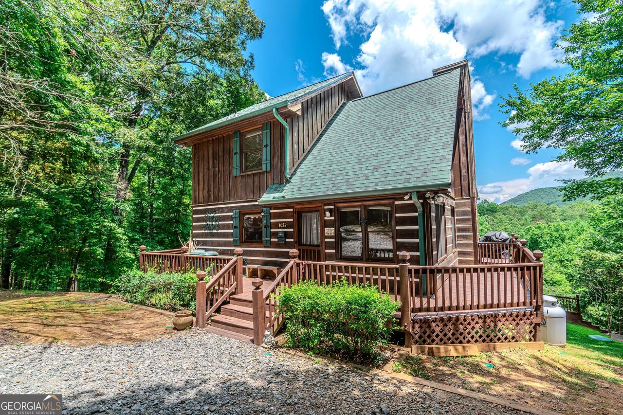 1023 Knollwood Road - Photo 1