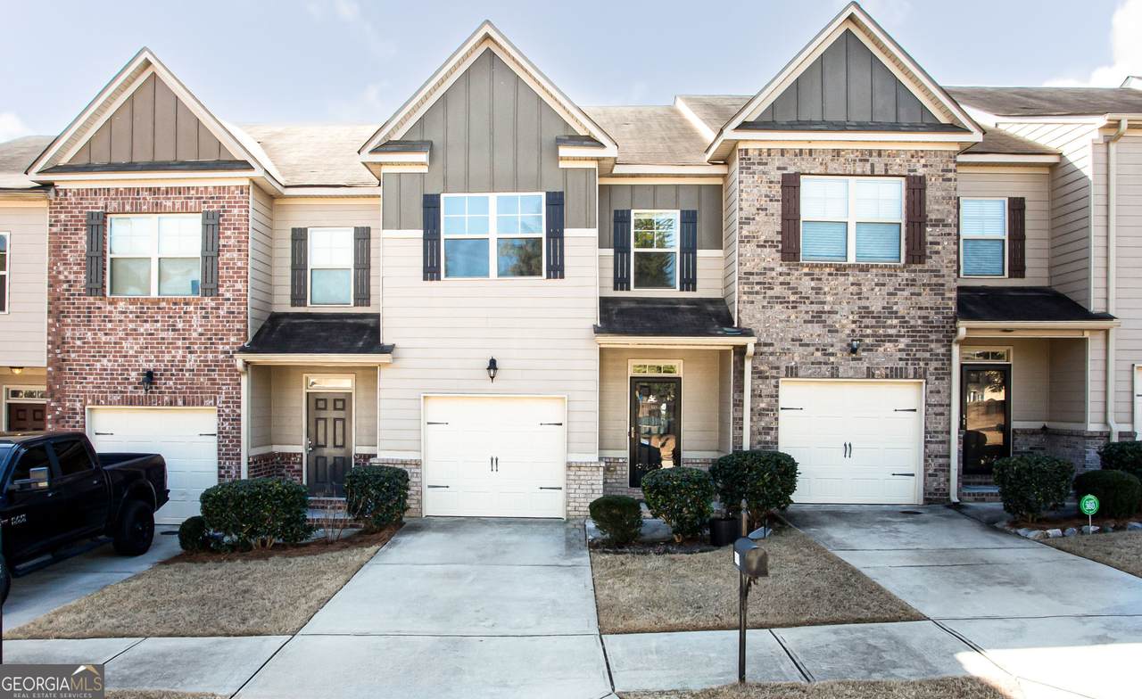 6880 Zaniah Road - Photo 1