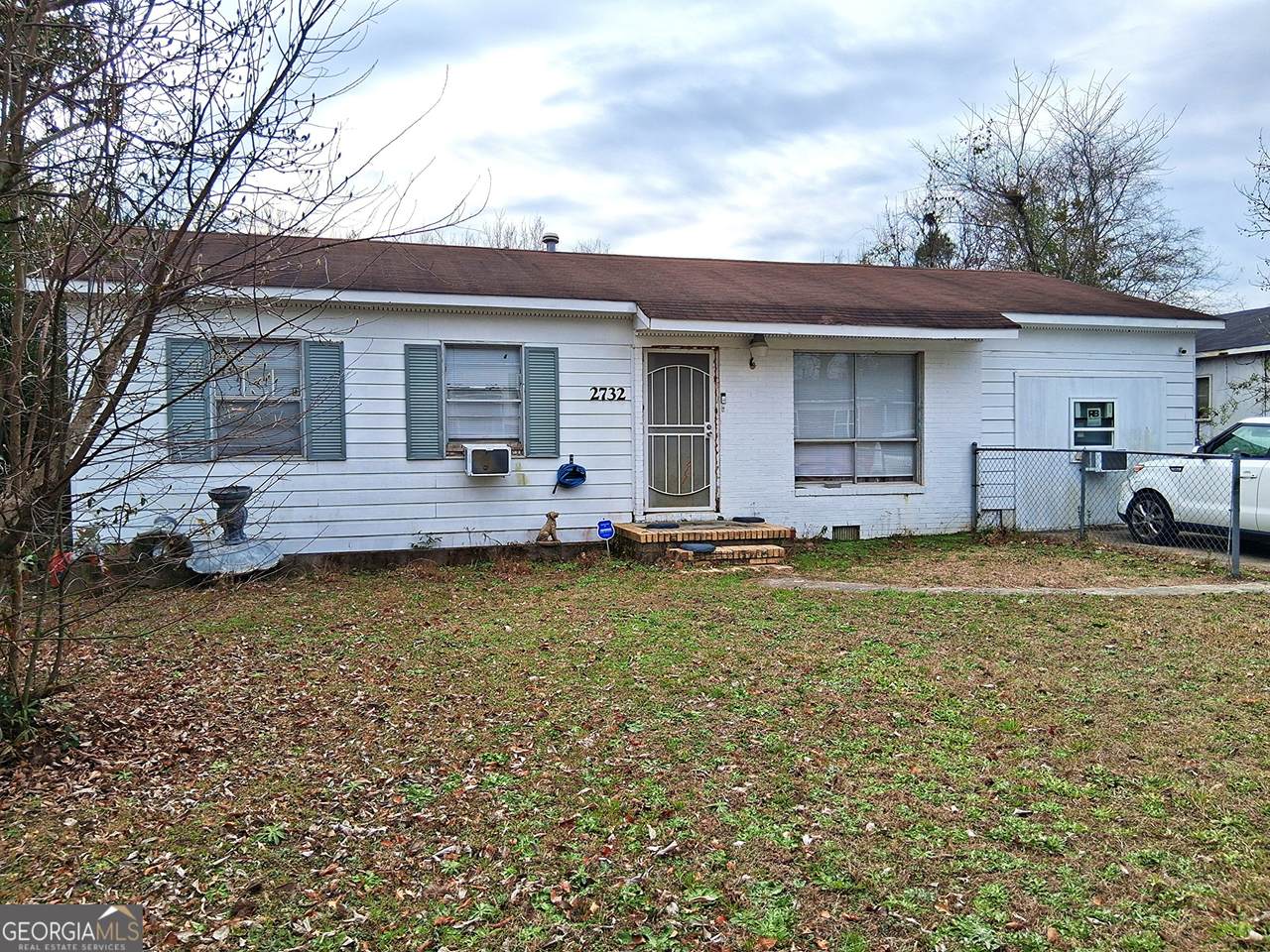 2732 Village Green Lane - Photo 1