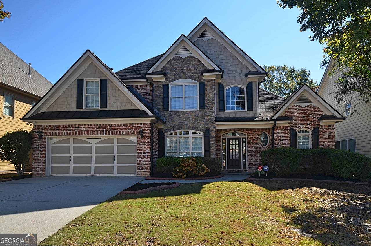 101 Whitegrass Way - Photo 1