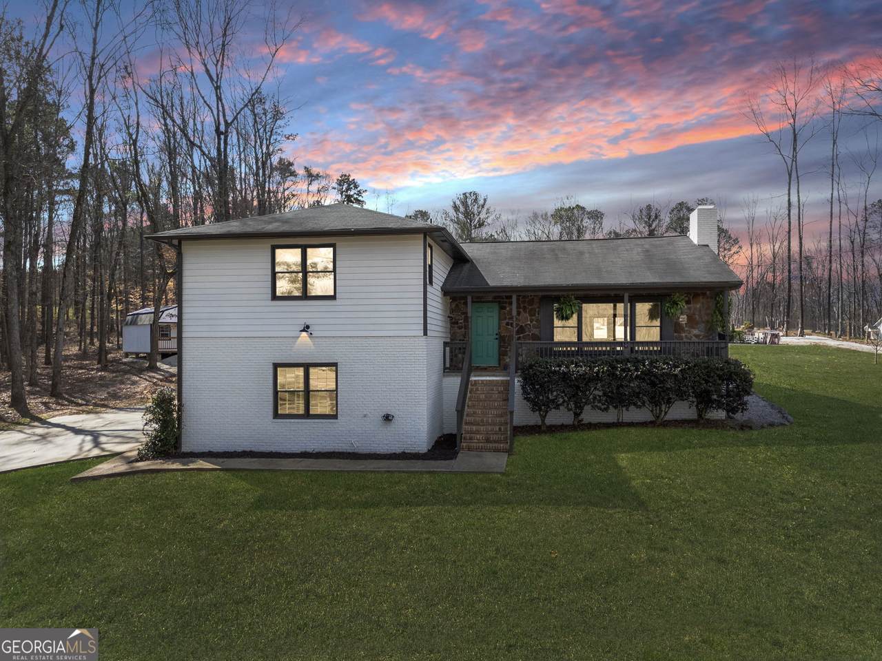 118 Raven Road - Photo 1