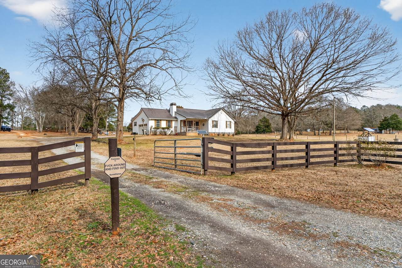 762 High Falls Park Road - Photo 1