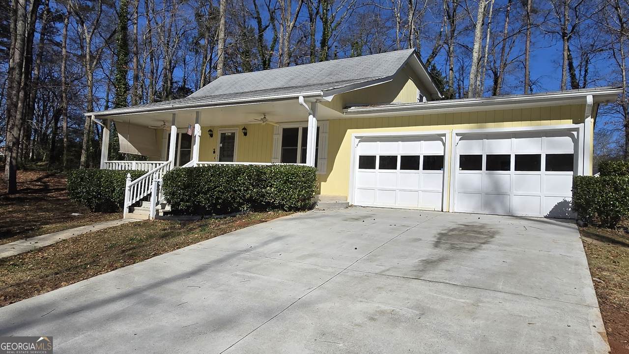 4573 North Woodlake Lane - Photo 1