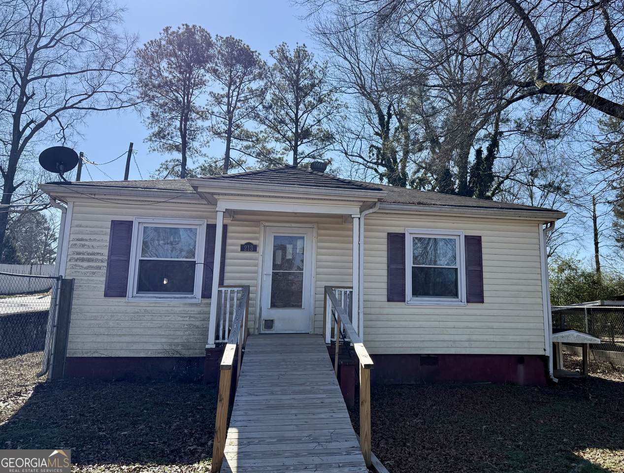 213 Elm Street - Photo 1