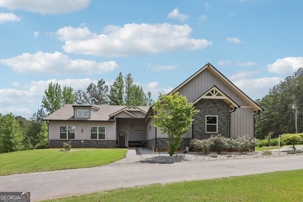 411 Johnson Road - Photo 1