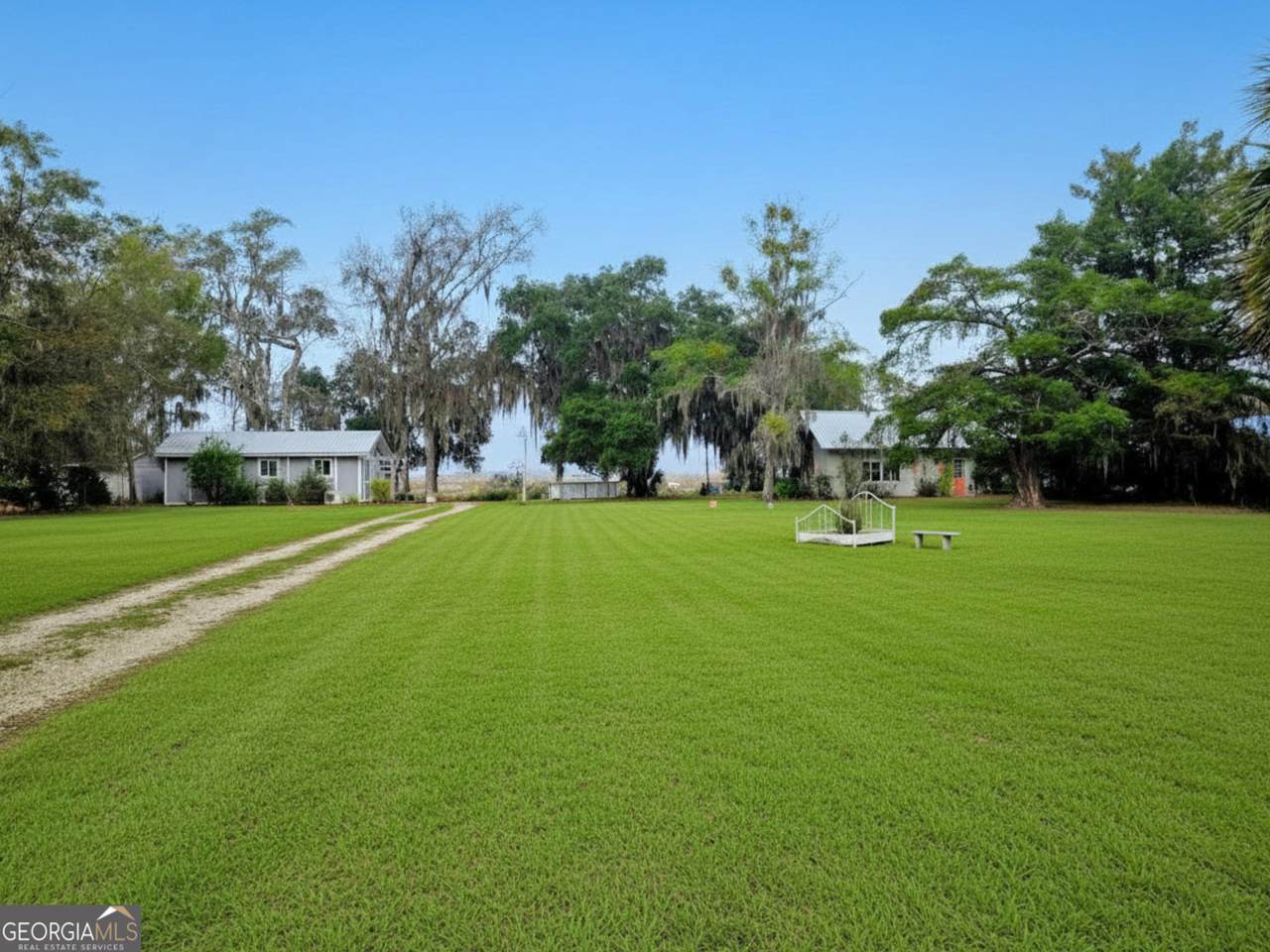 132/154 River Drive - Photo 1