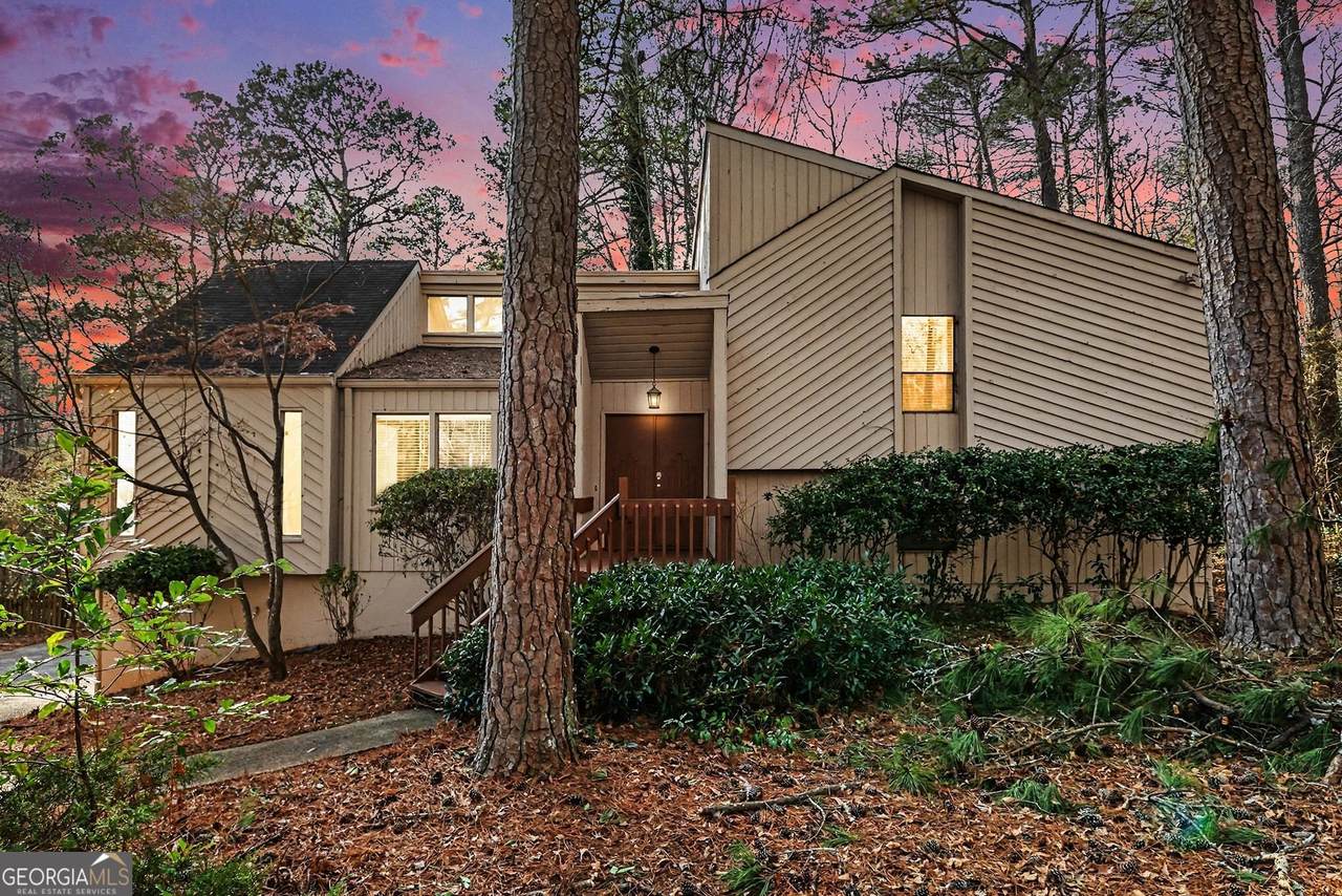 10780 Shagbark Trail - Photo 1