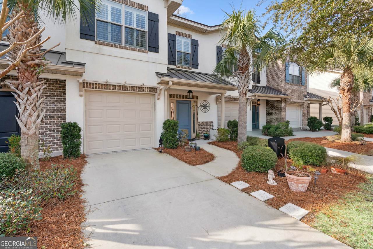 803 Reserve Lane - Photo 1