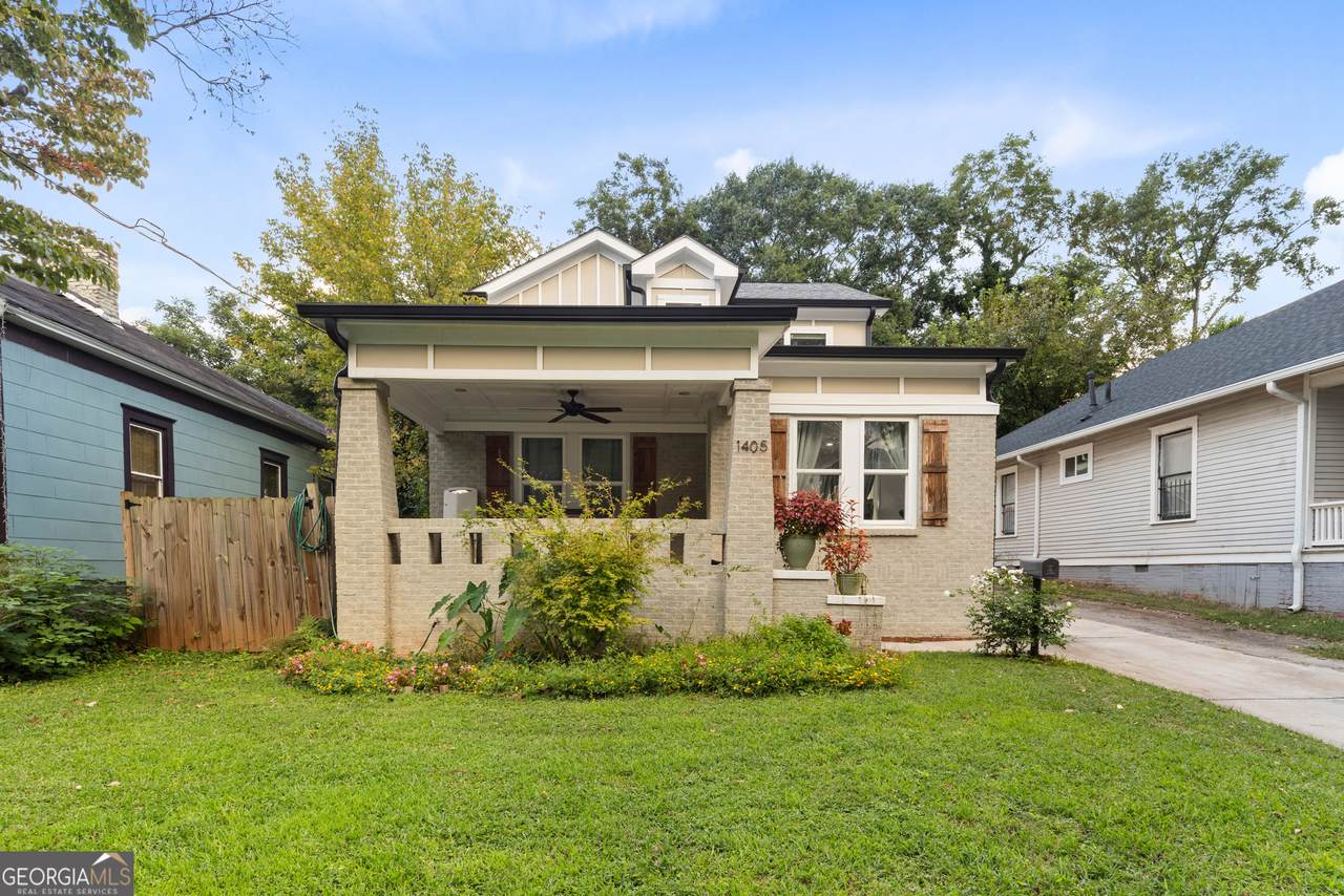 1405 Athens Avenue - Photo 1