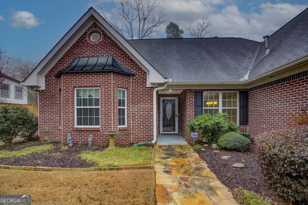 480 Georgian Hills Drive - Photo 1