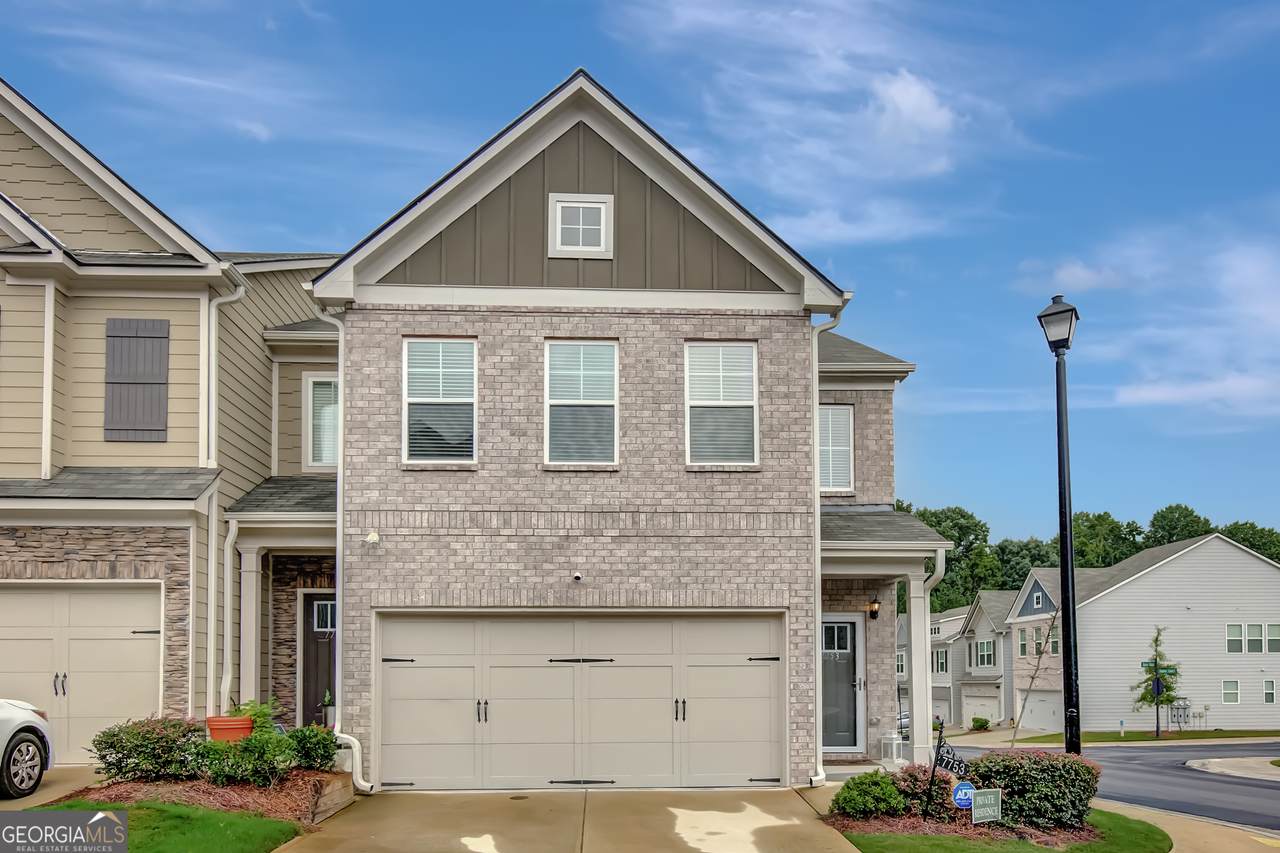 7753 Medieval Street - Photo 1