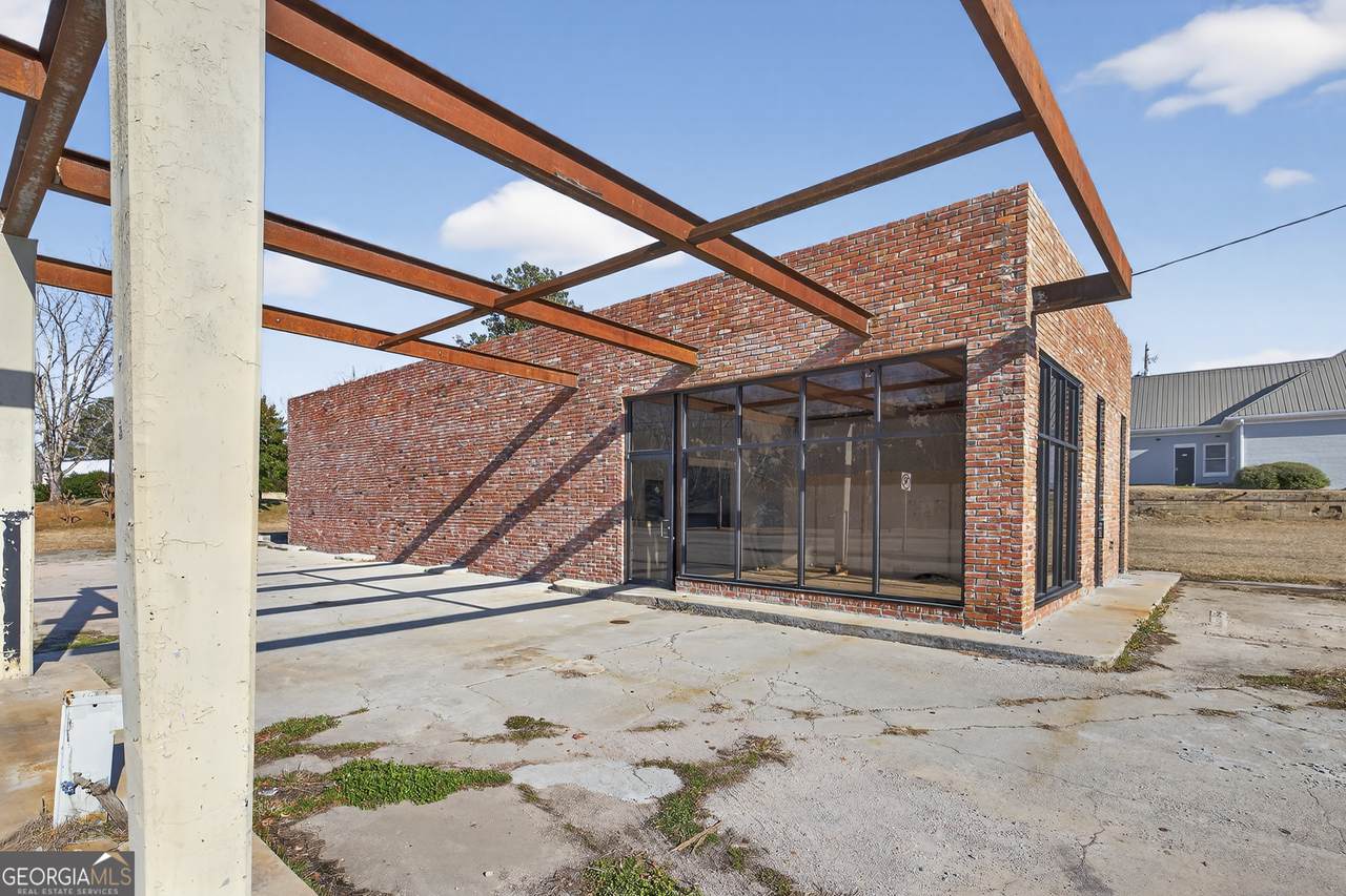 4800 Lamb Avenue - Photo 1