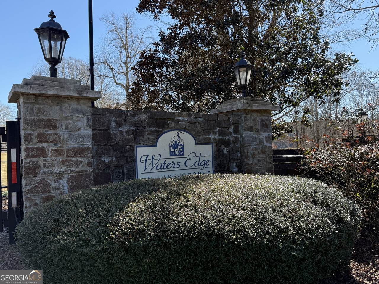 147 Waters Edge Drive - Photo 1