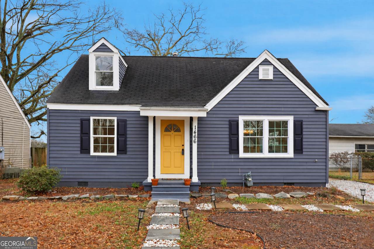 1466 Hardin Avenue - Photo 1