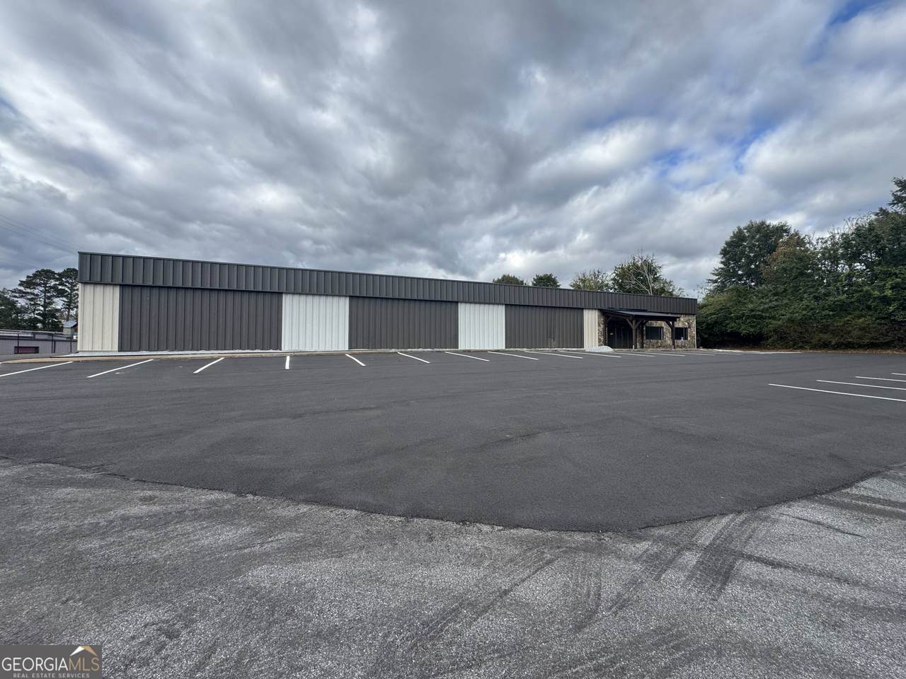 1721 Newnan Road - Photo 1