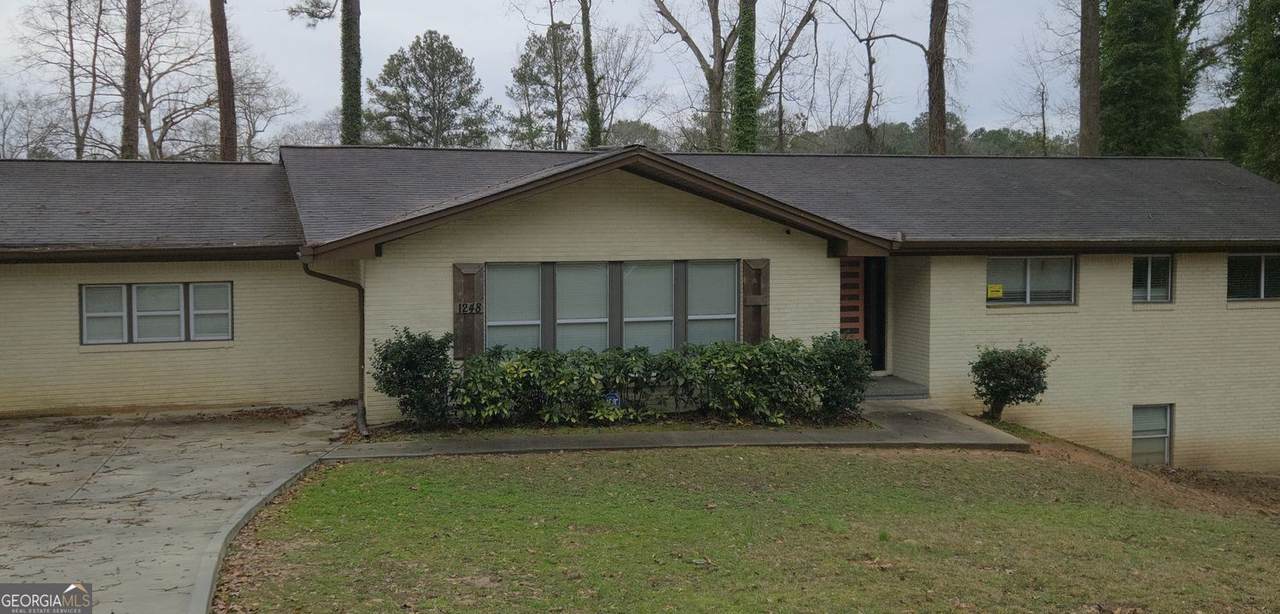 1248 Oakcrest Drive - Photo 1