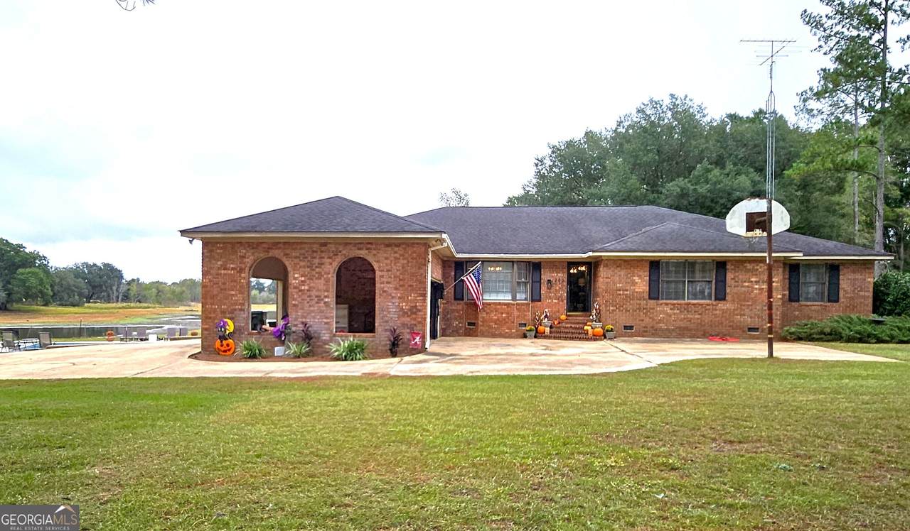 290 Long Road - Photo 1