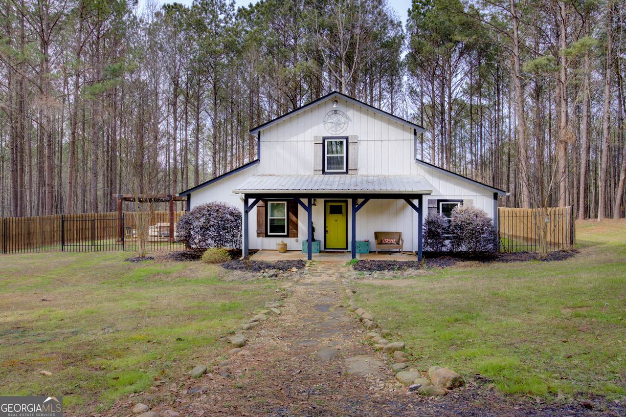 2100 Morgan Lane - Photo 1