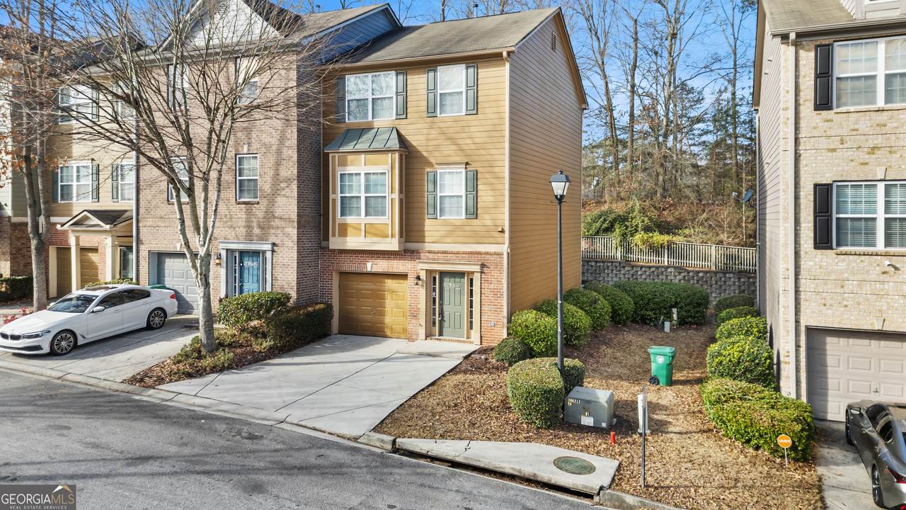 2793 Keystone Avenue - Photo 1