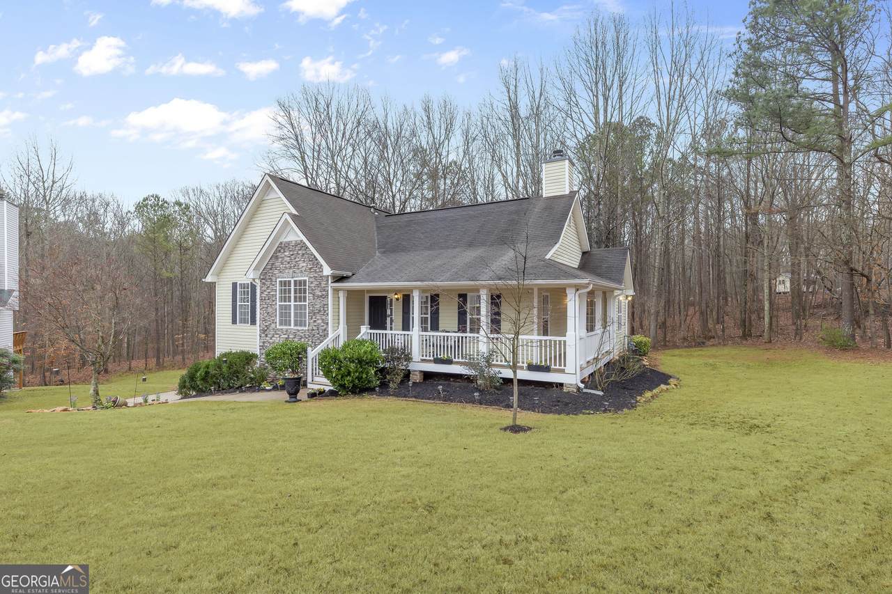 409 Barrington Drive - Photo 1