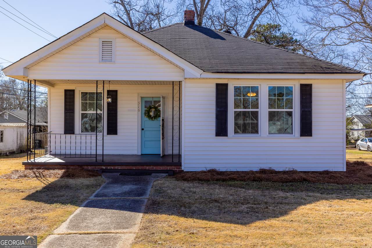 516 Goodrich Avenue - Photo 1