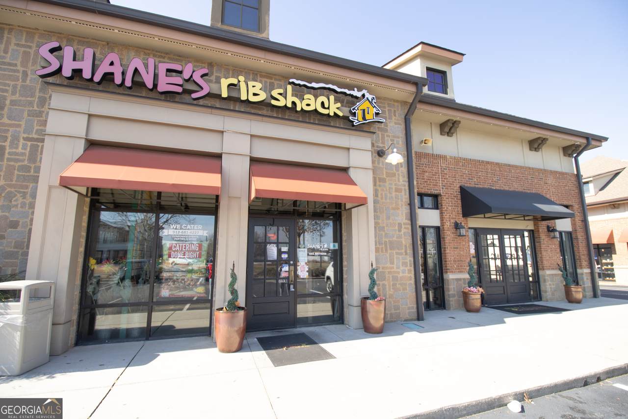 1100 Brampton Avenue - Photo 1