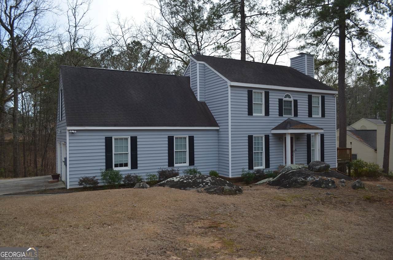 112 Southern Pines Circle - Photo 1