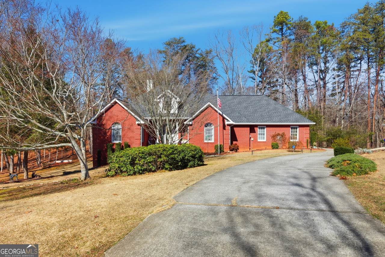 149 Tall Oaks Drive - Photo 1