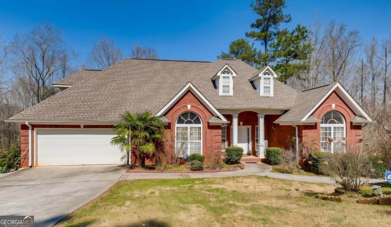 150 Stephanie Lane - Photo 1