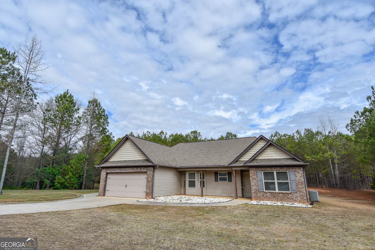 117 Bridle Path - Photo 1
