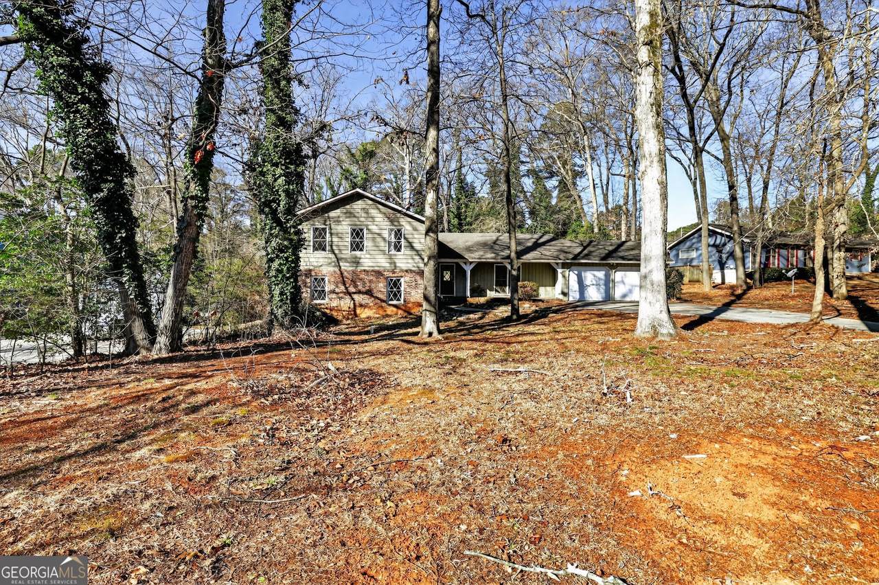 551 Hickory Hills Court - Photo 1