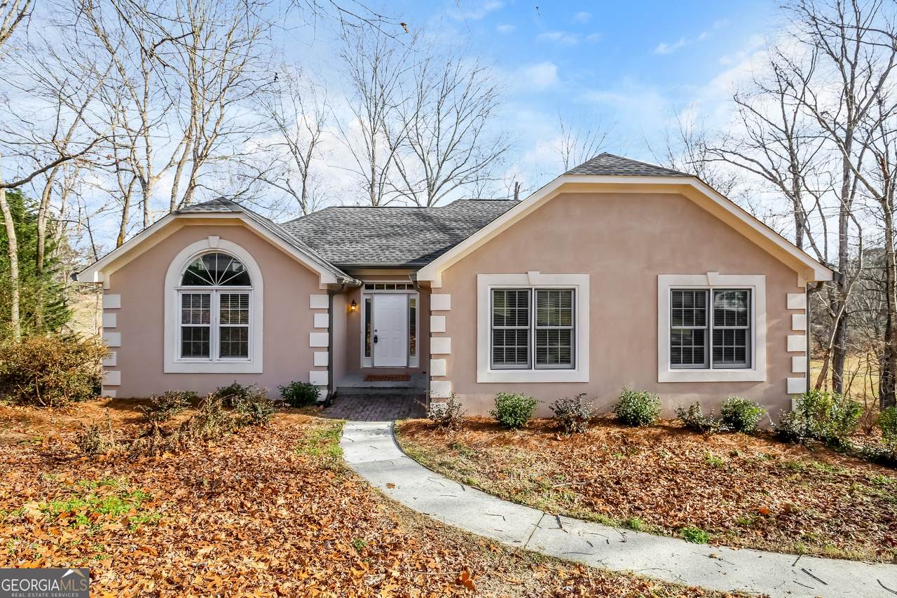 3170 Lakecrest Drive - Photo 1