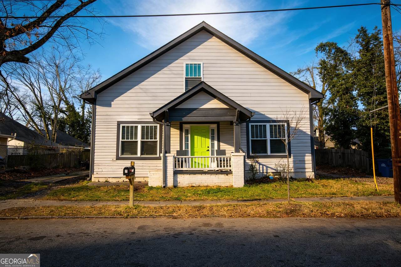 1174 Princess Avenue - Photo 1
