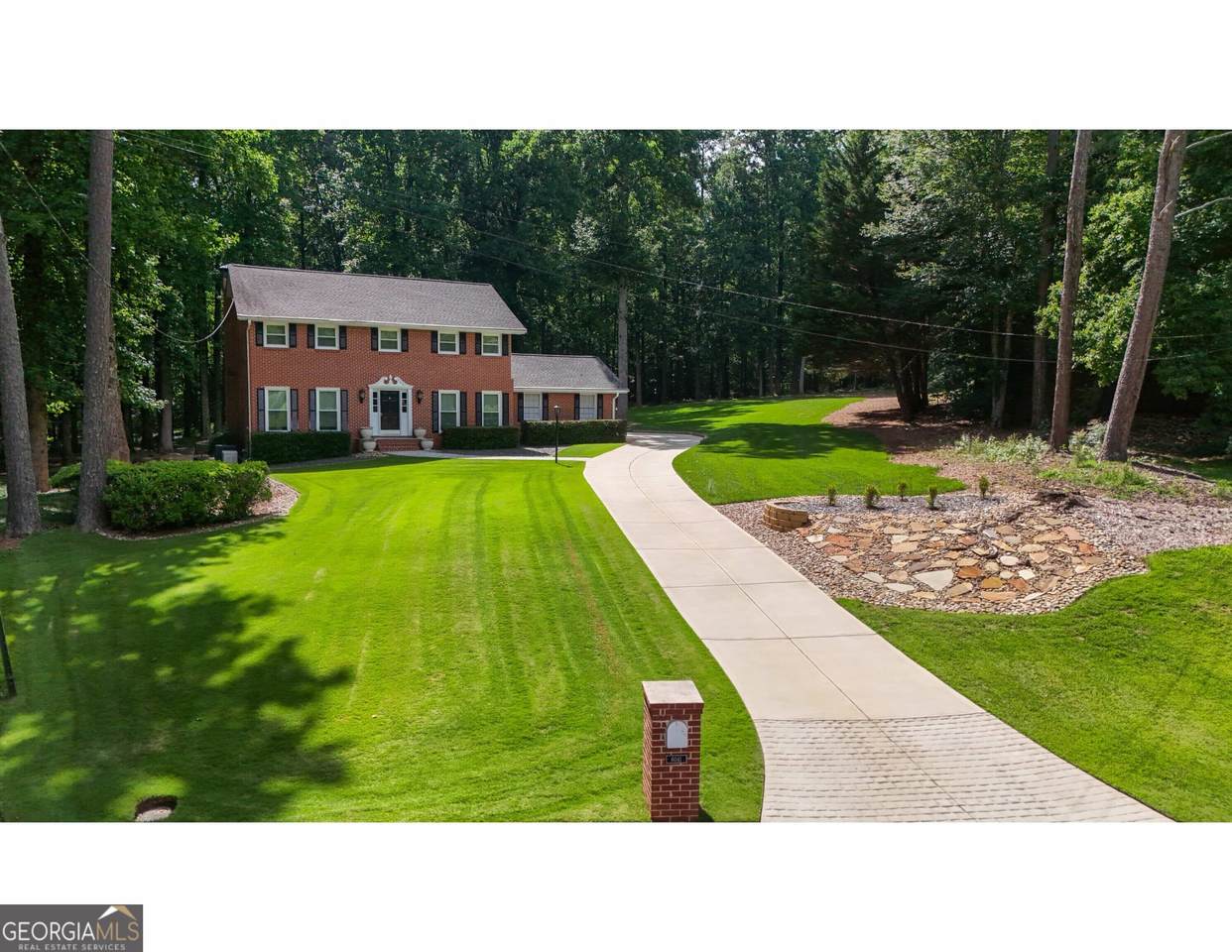 6041 Antebellum Drive - Photo 1