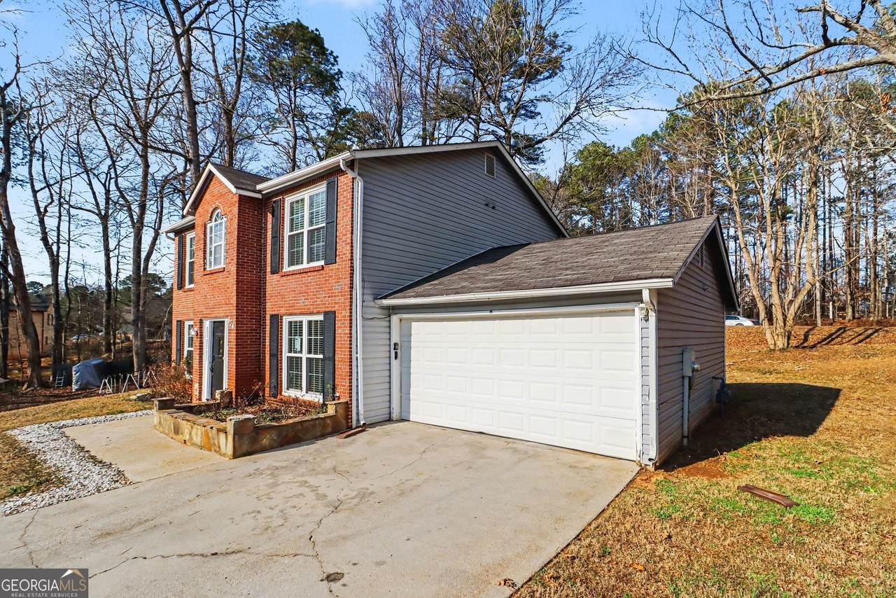 634 Windchase Place - Photo 1