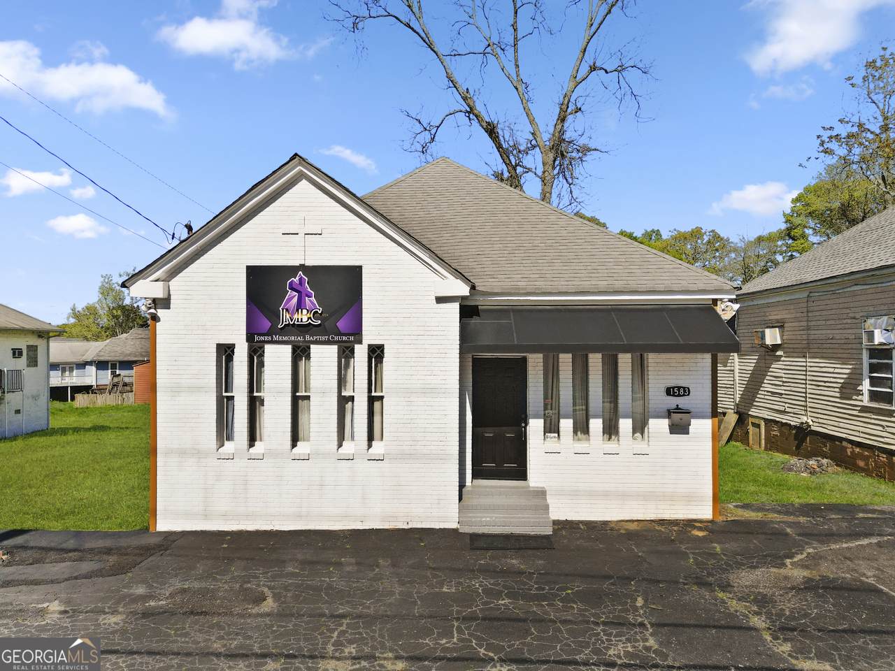 1583 Ralph David Abernathy Boulevard - Photo 1