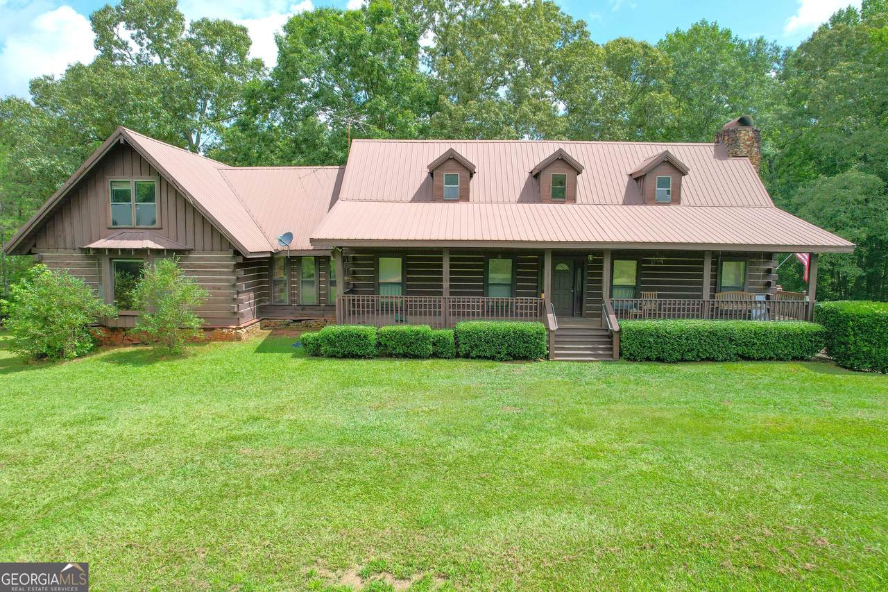 305 West Drive - Photo 1