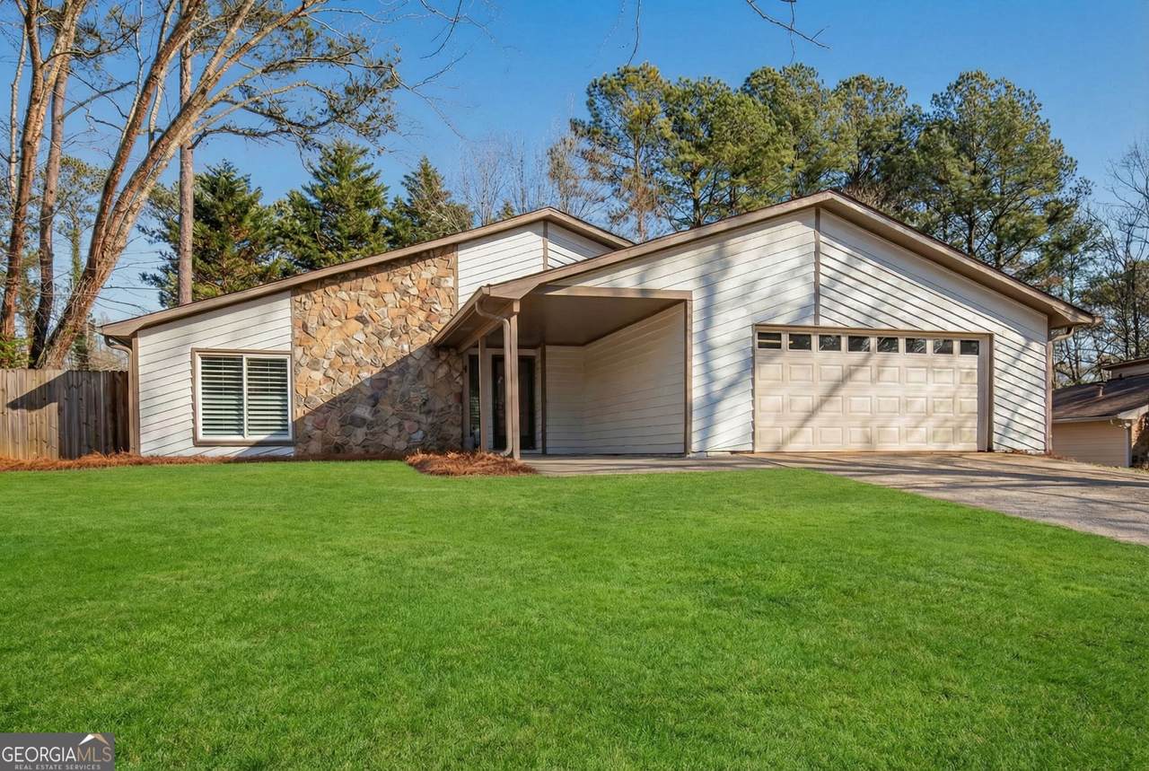 860 Waterbrook Court - Photo 1