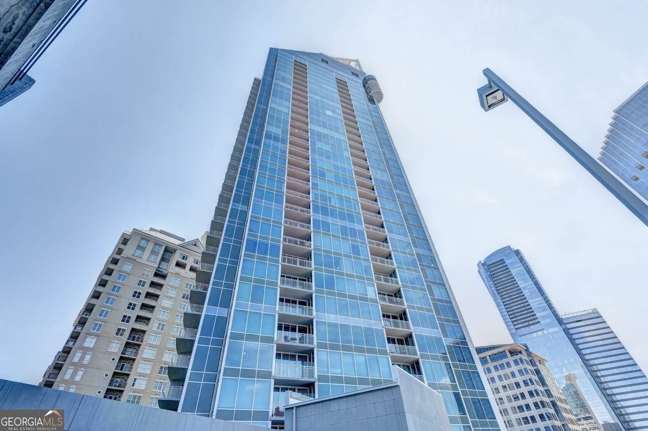 3338 Peachtree Road - Photo 1