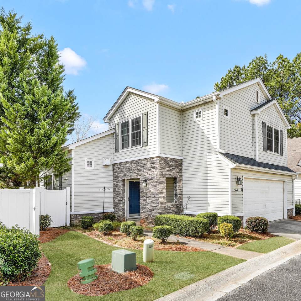 562 Windcroft Circle - Photo 1