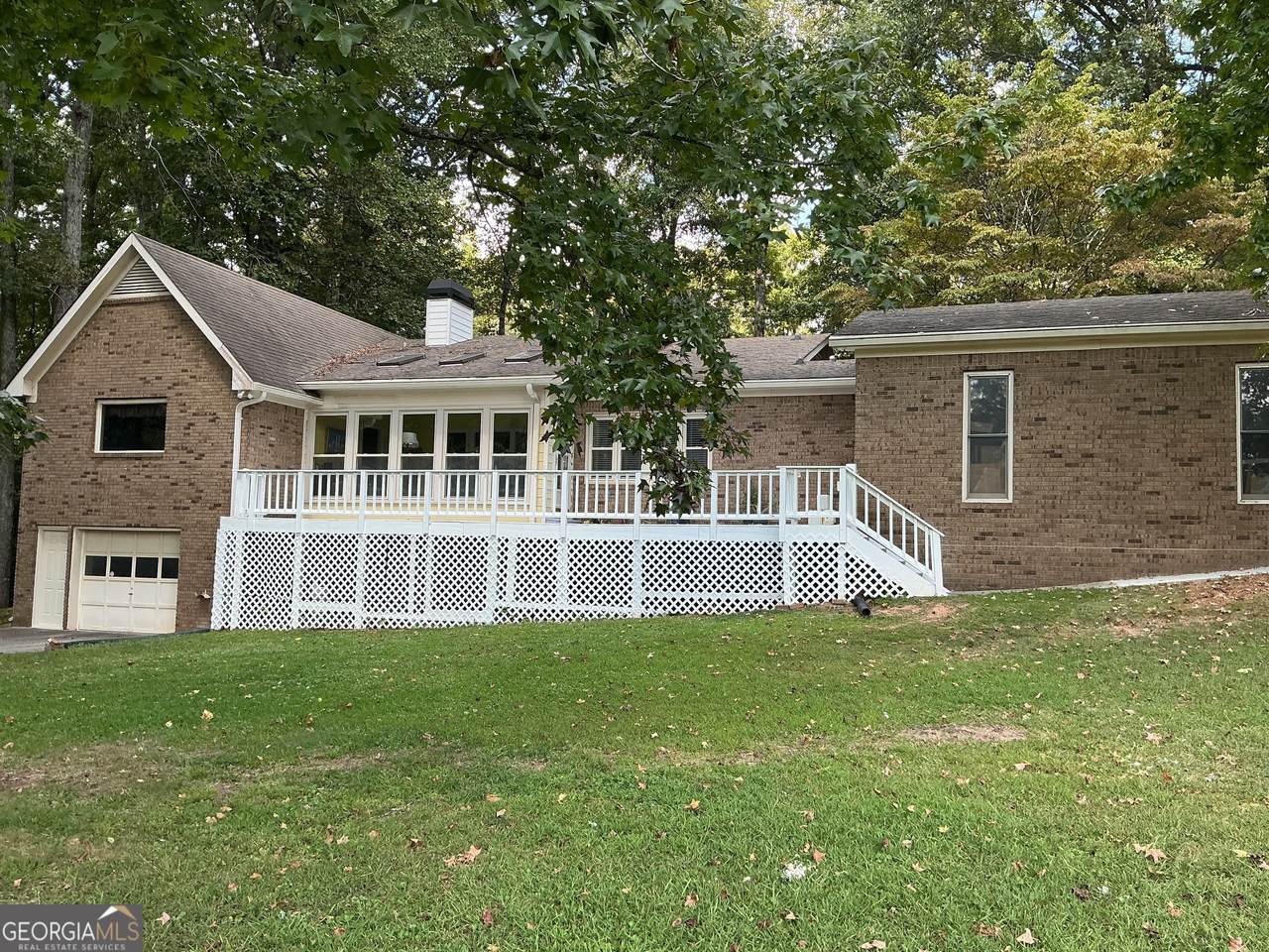 105 Benson Circle - Photo 1