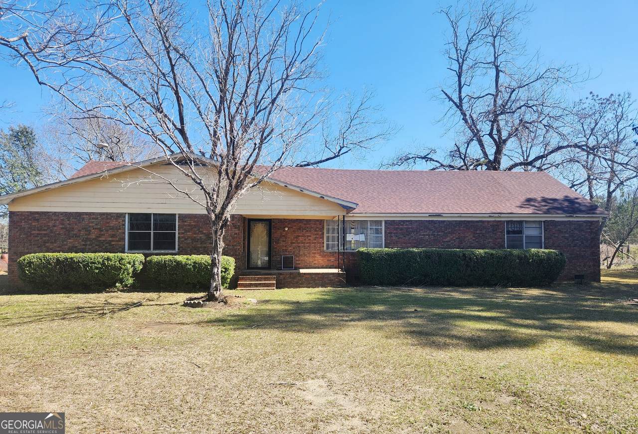 1332 Ga Hwy 41 - Photo 1