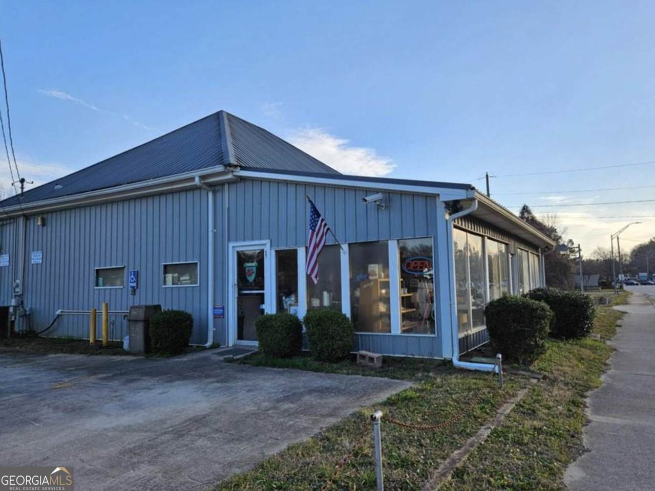 6125 Washington Street - Photo 1