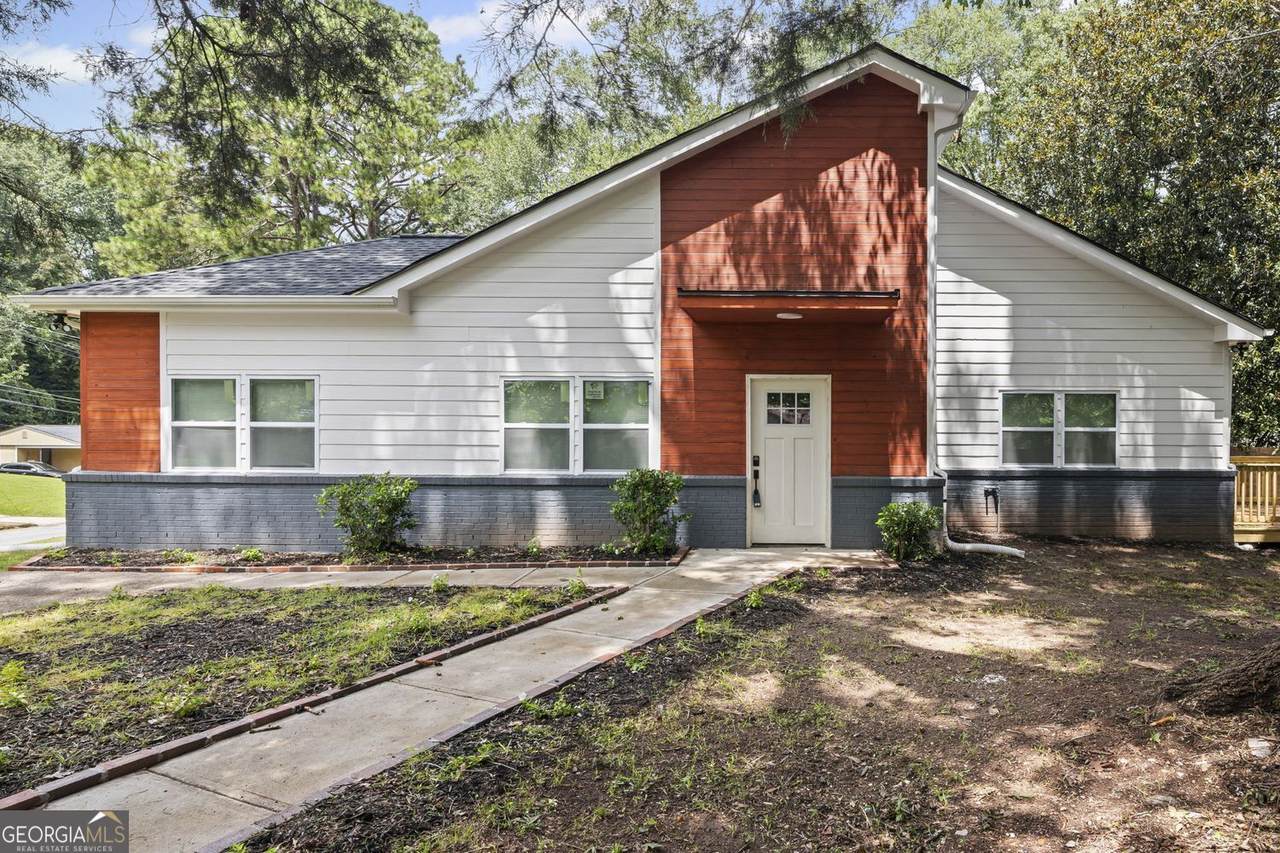 2187 Baywood Drive - Photo 1