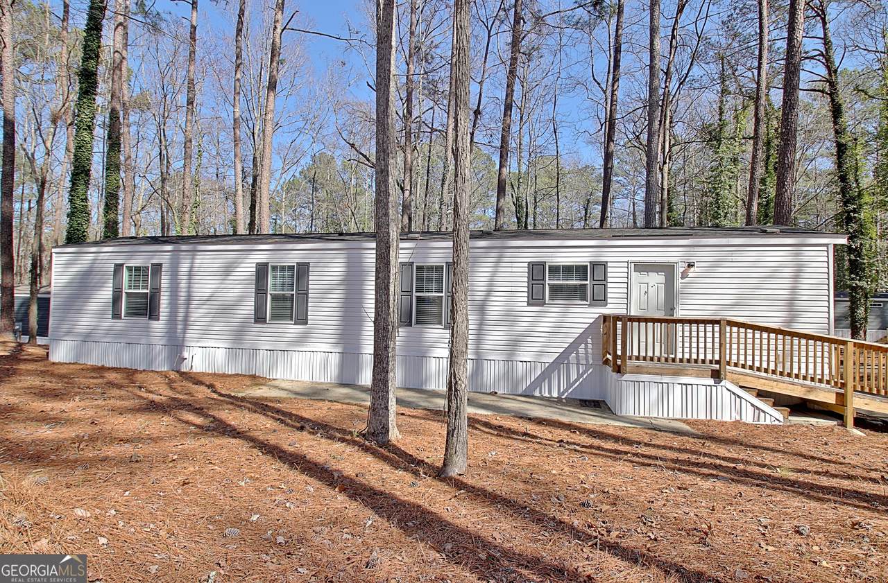 52 Fernwood Drive - Photo 1