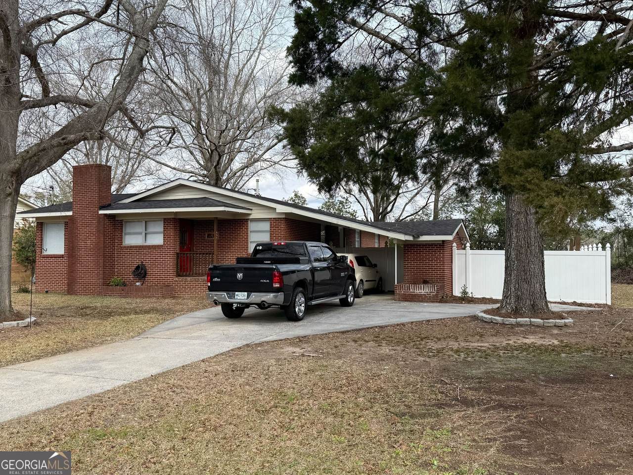 804 Betty Street - Photo 1